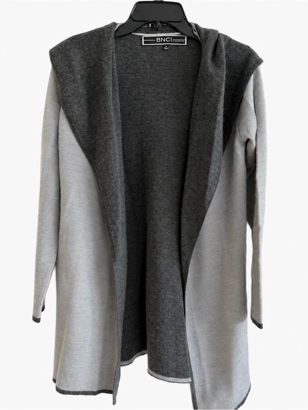 BNCI by Blanc Noir Elegant Two-Tone Wool Blend Cardigan in Gray